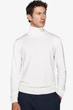Maglia dolcevita basic panna
