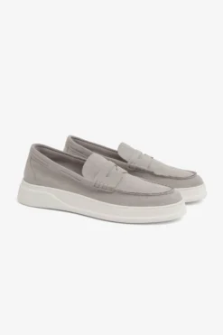 Mocassino scamosciato grigio chiaro
