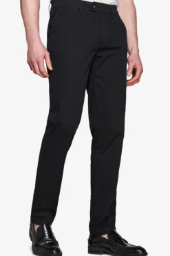 Pantaloni chino neri