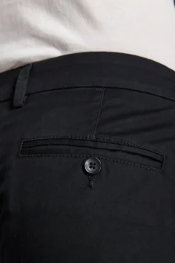 Pantaloni chino neri