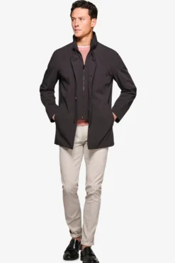 Trench con pettorina nero